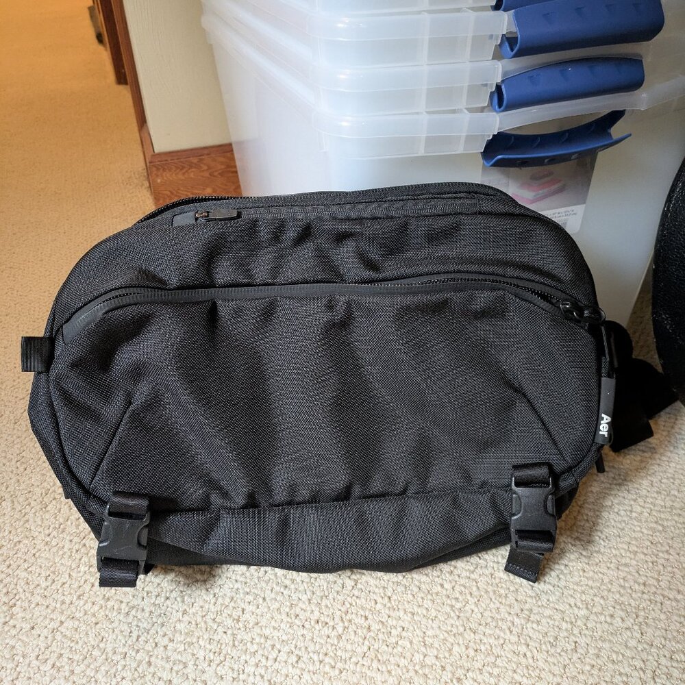 Aer Travel Sling 2